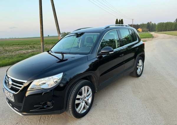 Volkswagen Tiguan cena 34500 przebieg: 330000, rok produkcji 2008 z Kisielice małe 529